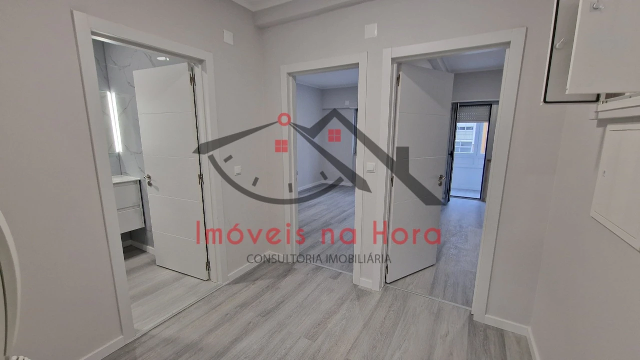 Apartamento T2 para Venda em Oeiras e São Julião da Barra, Paço de Arcos e Caxias Foto 18