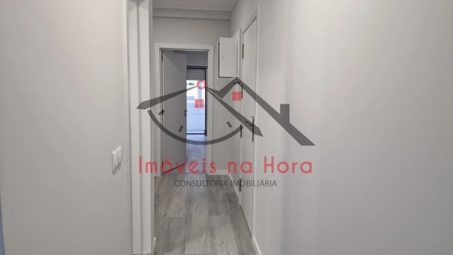 Apartamento T2 para Venda em Oeiras e São Julião da Barra, Paço de Arcos e Caxias Foto 13