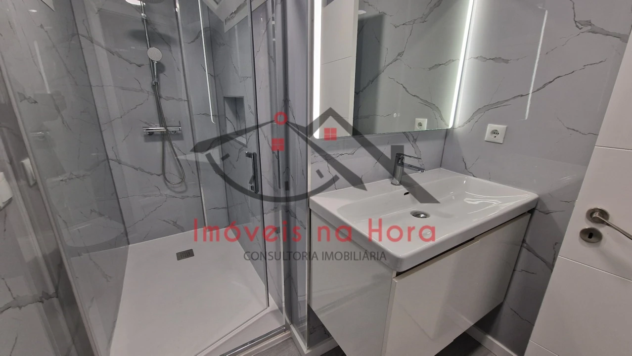 Apartamento T2 para Venda em Oeiras e São Julião da Barra, Paço de Arcos e Caxias Foto 17
