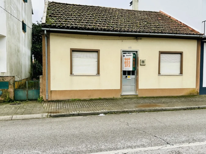 Moradia T3 para Venda em Abrantes (São Vicente e São João) e Alferrarede Foto 1