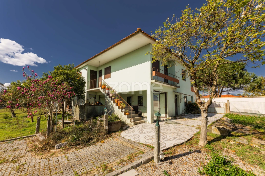 Moradia T4 para Venda em Cervães Foto 7