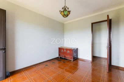 Moradia T4 para Venda em Cervães