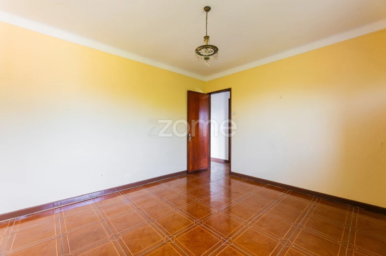 Moradia T4 para Venda em Cervães Foto 25