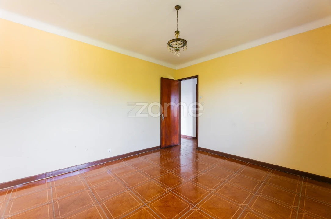 Moradia T4 para Venda em Cervães Foto 25