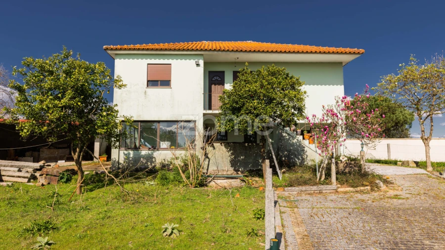 Moradia T4 para Venda em Cervães
