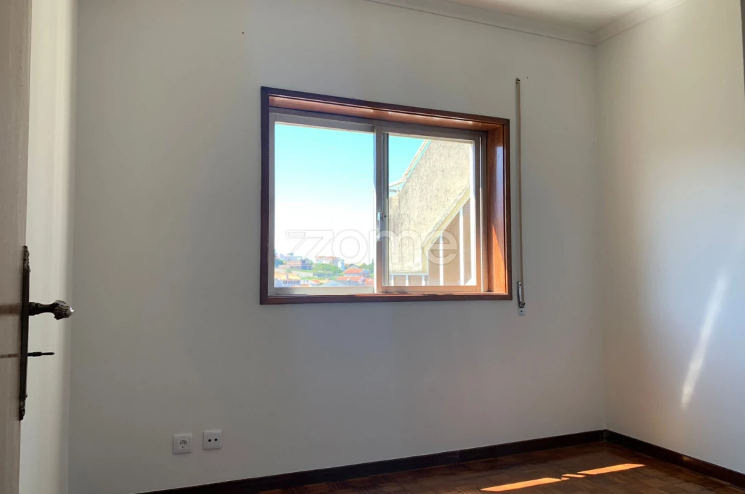 Apartamento T4 para Venda em Santo Tirso, Couto (Santa Cristina e São Miguel) e Burgães Foto 10