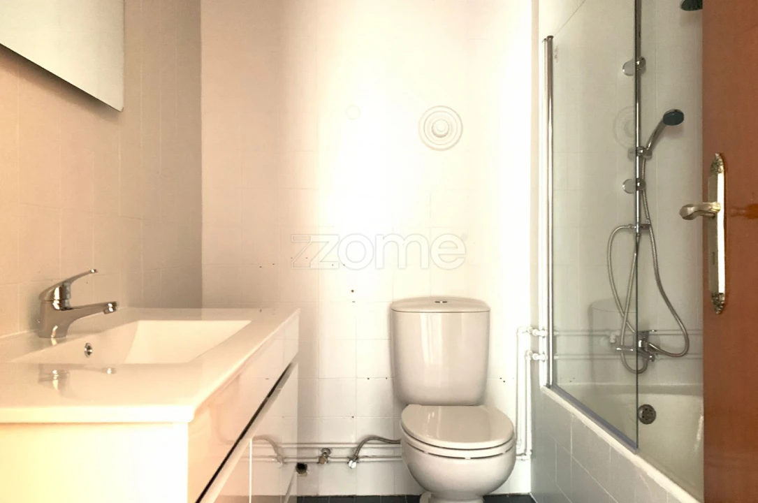 Apartamento T4 para Venda em Santo Tirso, Couto (Santa Cristina e São Miguel) e Burgães Foto 14