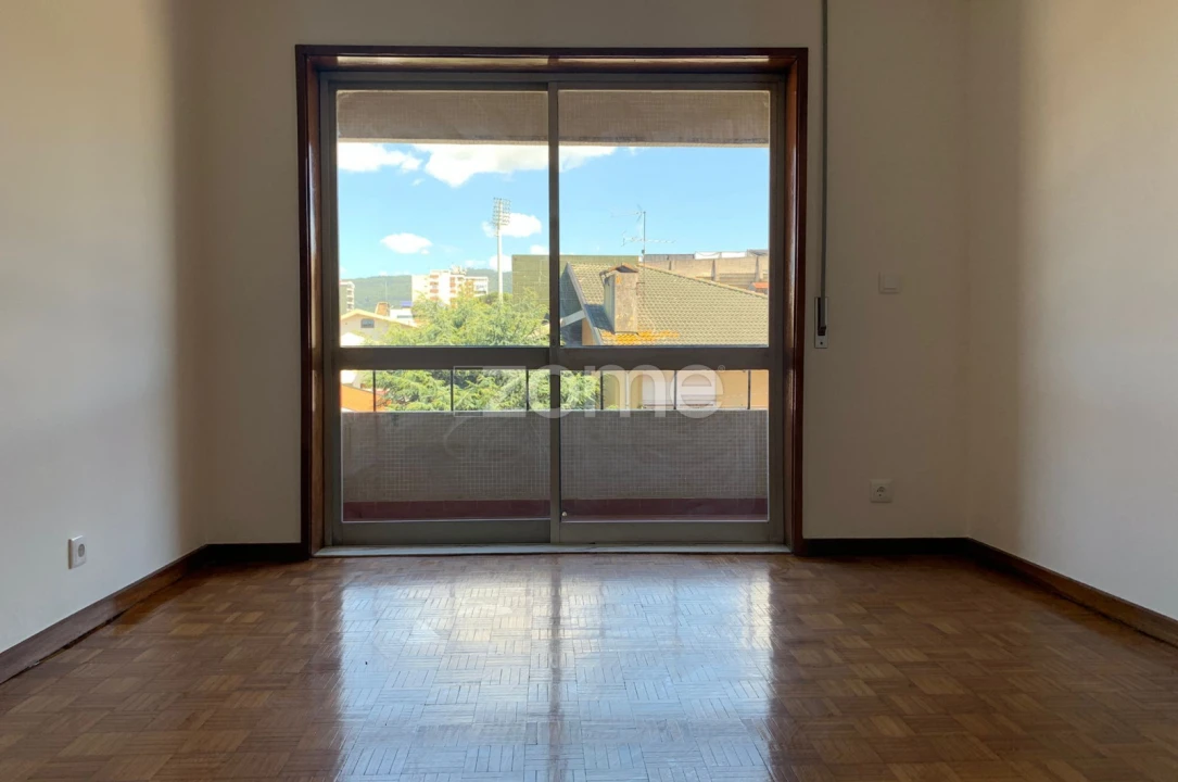 Apartamento T4 para Venda em Santo Tirso, Couto (Santa Cristina e São Miguel) e Burgães Foto 17