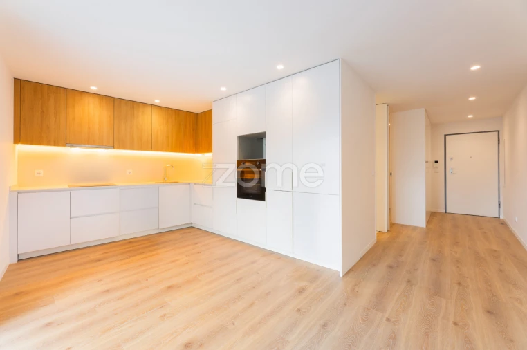 Apartamento T1 para Arrendamento em São Vitor (Braga) Foto 3