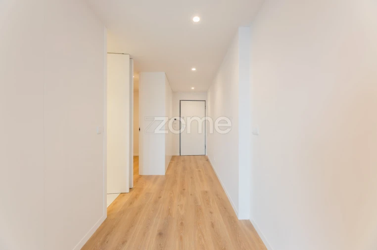 Apartamento T1 para Arrendamento em São Vitor (Braga) Foto 6