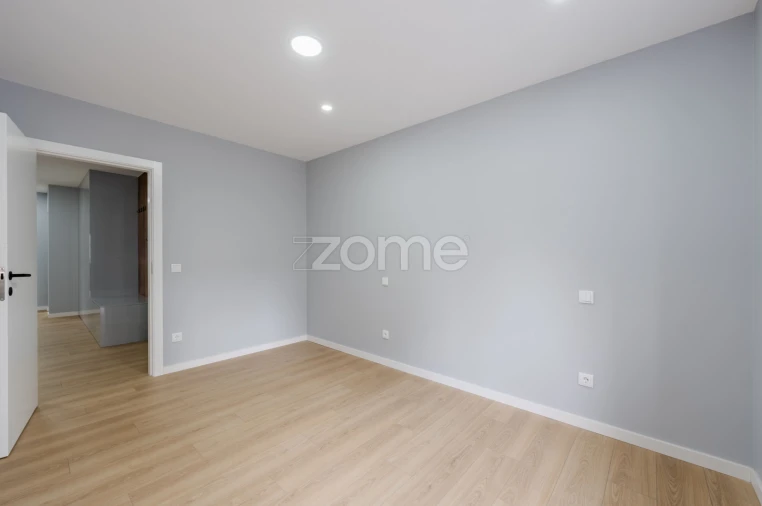 Apartamento T3 para Venda em Povoa de Lanhoso (N. Senhora do Amparo) Foto 21