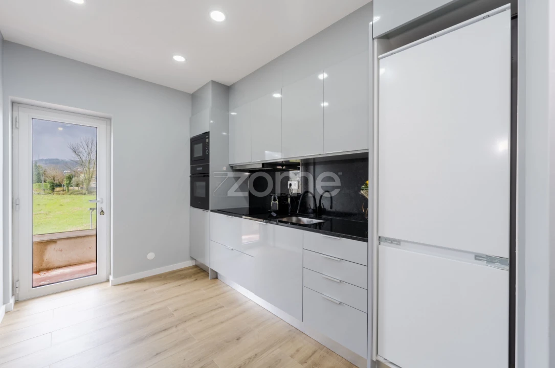 Apartamento T3 para Venda em Povoa de Lanhoso (N. Senhora do Amparo) Foto 13