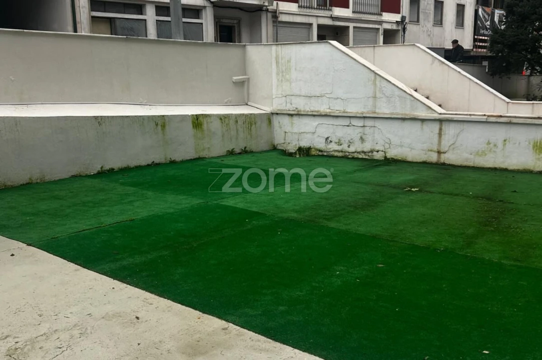 Negócio para Arrendamento em Santa Clara e Castelo Viegas Foto 14