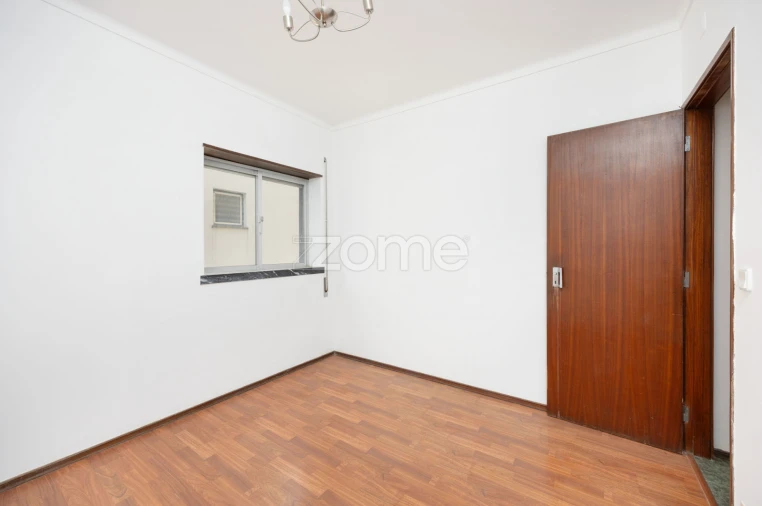 Apartamento T2 para Venda em Porto de Mós - São João Baptista e São Pedro Foto 4