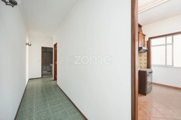 Apartamento T2 para Venda em Porto de Mós - São João Baptista e São Pedro Foto 25