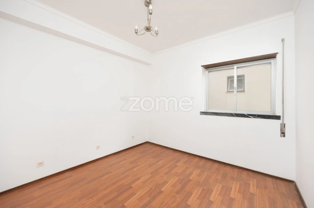 Apartamento T2 para Venda em Porto de Mós - São João Baptista e São Pedro Foto 3