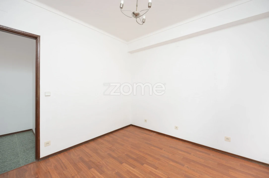 Apartamento T2 para Venda em Porto de Mós - São João Baptista e São Pedro Foto 6