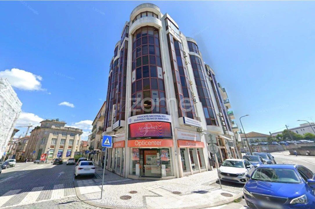 Apartamento T3 para Arrendamento em Viseu Foto 1