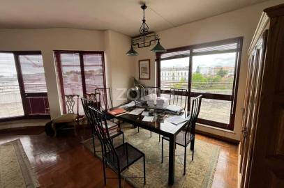 Apartamento T3 para Arrendamento em Viseu