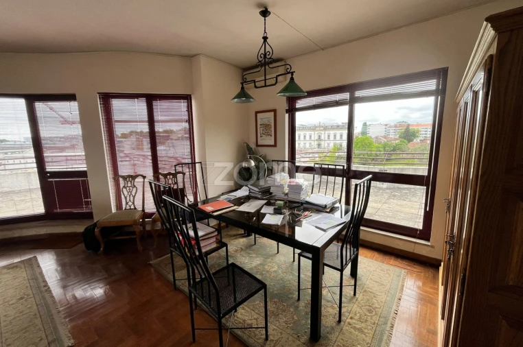 Apartamento T3 para Arrendamento em Viseu Foto 2