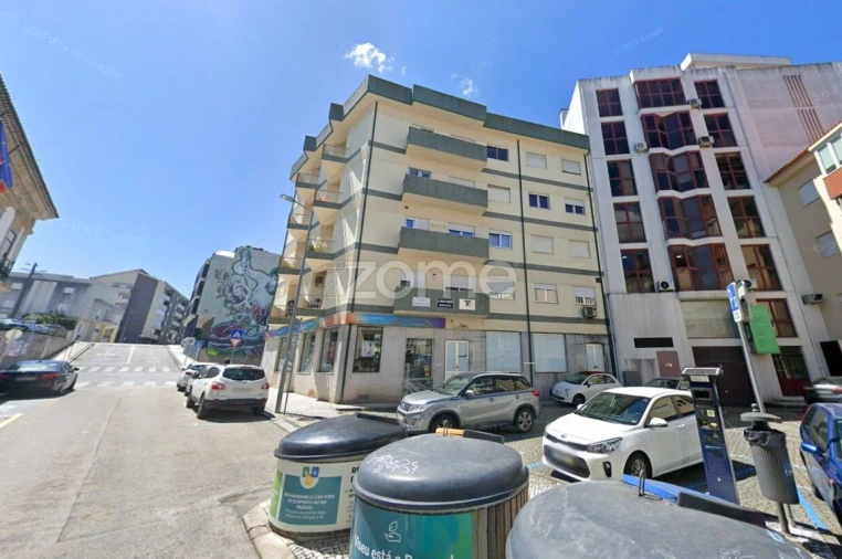 Apartamento T3 para Arrendamento em Viseu Foto 9