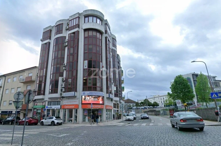 Apartamento T3 para Arrendamento em Viseu Foto 7