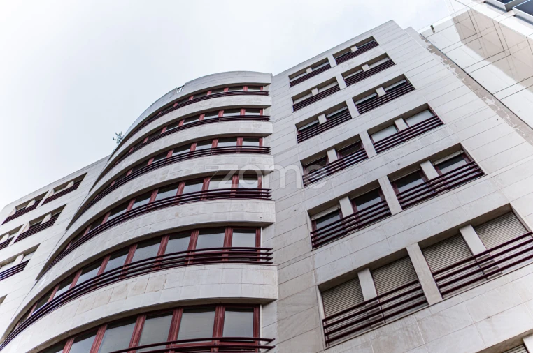 Apartamento T2 para Arrendamento em Avenidas Novas Foto 1