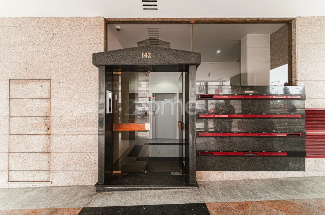 Apartamento T2 para Arrendamento em Avenidas Novas Foto 17