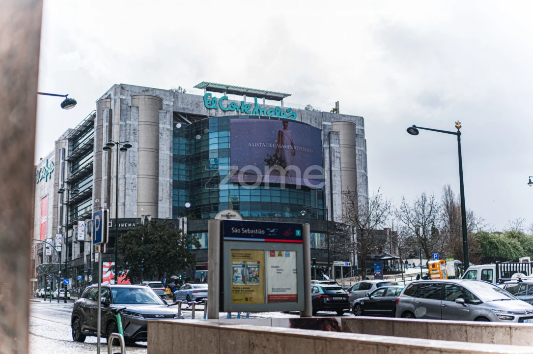 Apartamento T2 para Arrendamento em Avenidas Novas Foto 19