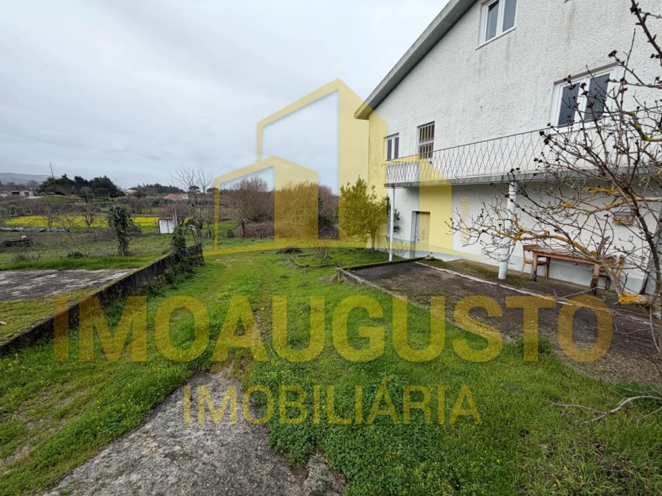 Moradia T3 para Venda em Moimenta da Serra e Vinhó Foto 2