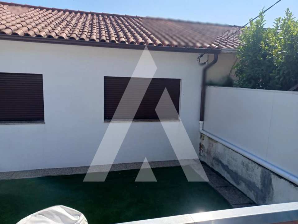 Moradia T4 para Venda em Paredes Foto 4