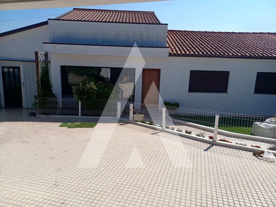 Moradia T4 para Venda em Paredes Foto 10