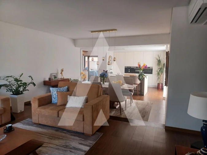 Moradia T4 para Venda em Paredes Foto 2