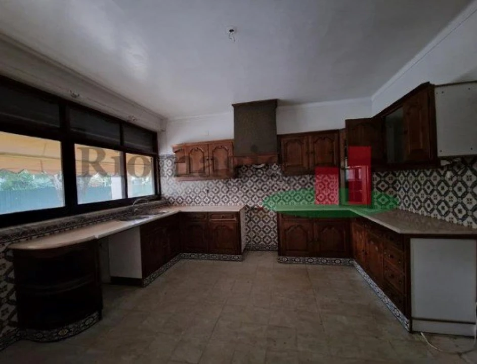 Moradia T4 para Venda em Minde Foto 3