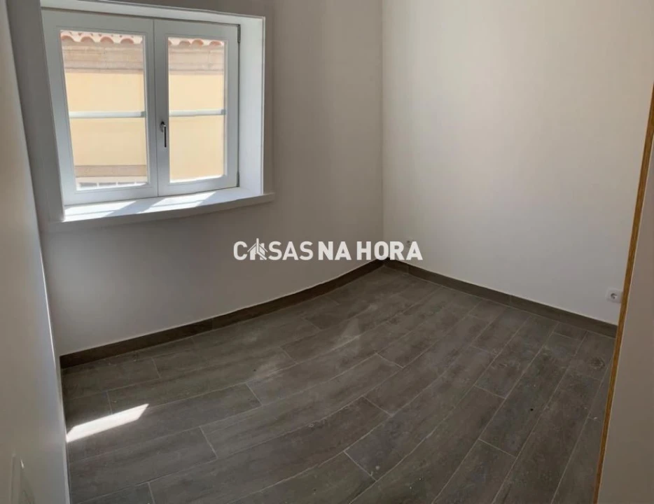 Apartamento T1 para Arrendamento em Viseu Foto 3