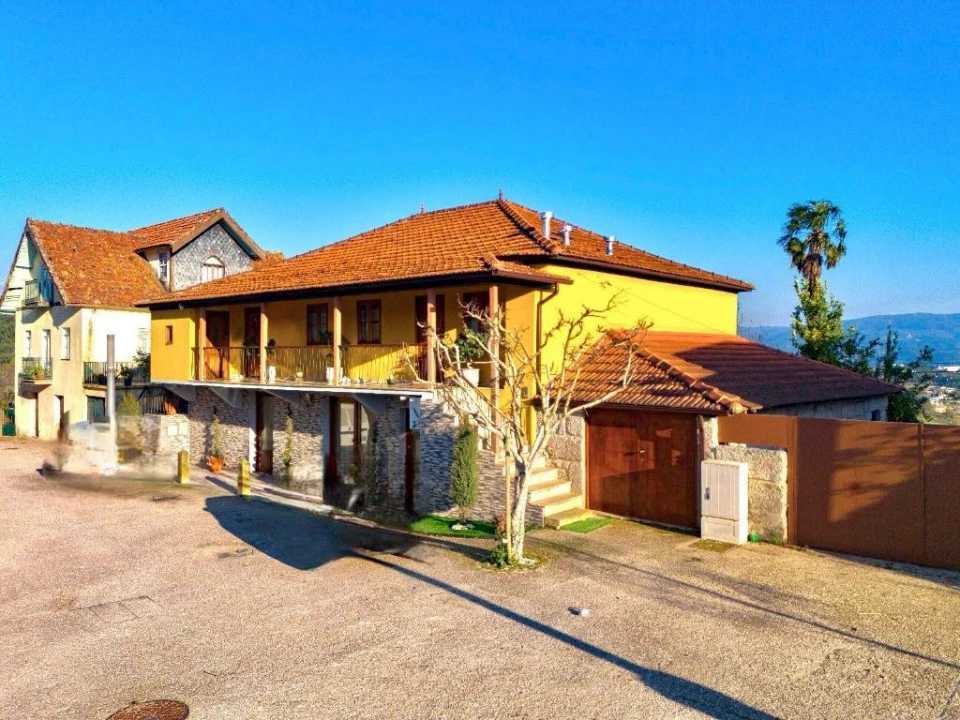 Moradia T3 para Venda em Telões Foto 1