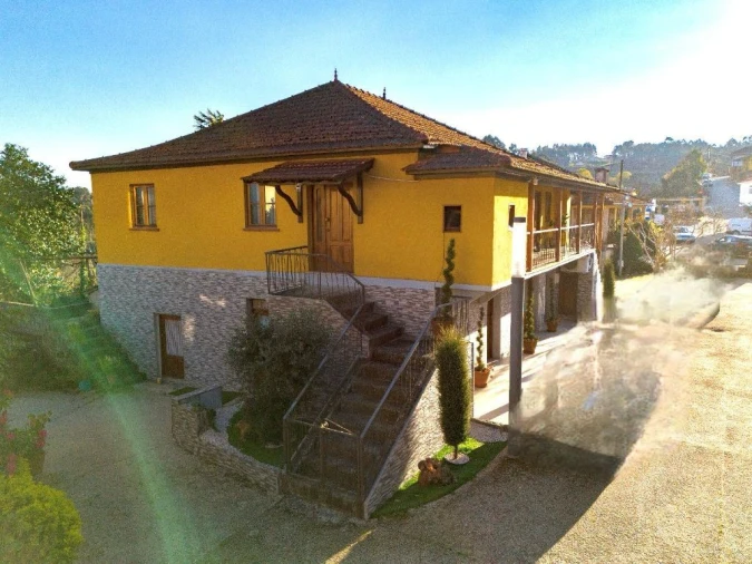 Moradia T3 para Venda em Telões Foto 3