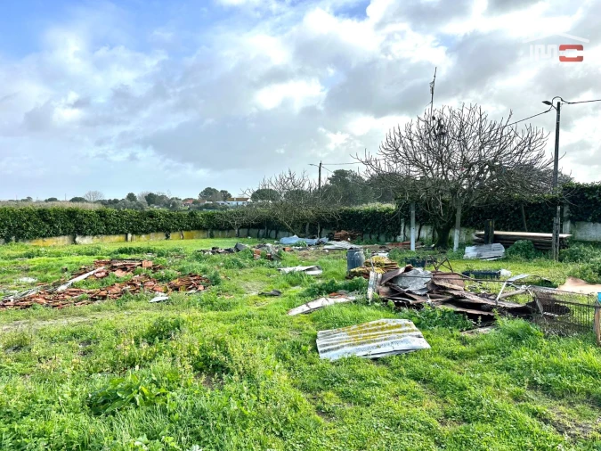 Terreno para Venda em Moita Foto 8