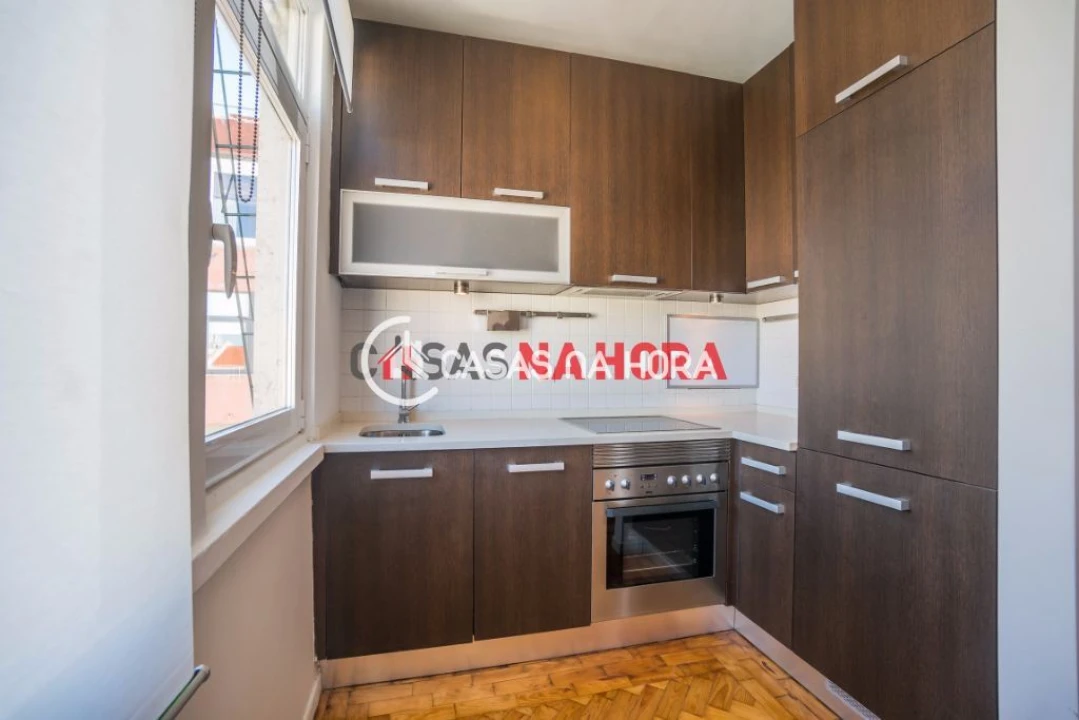 Apartamento T1 para Arrendamento em Estrela Foto 13
