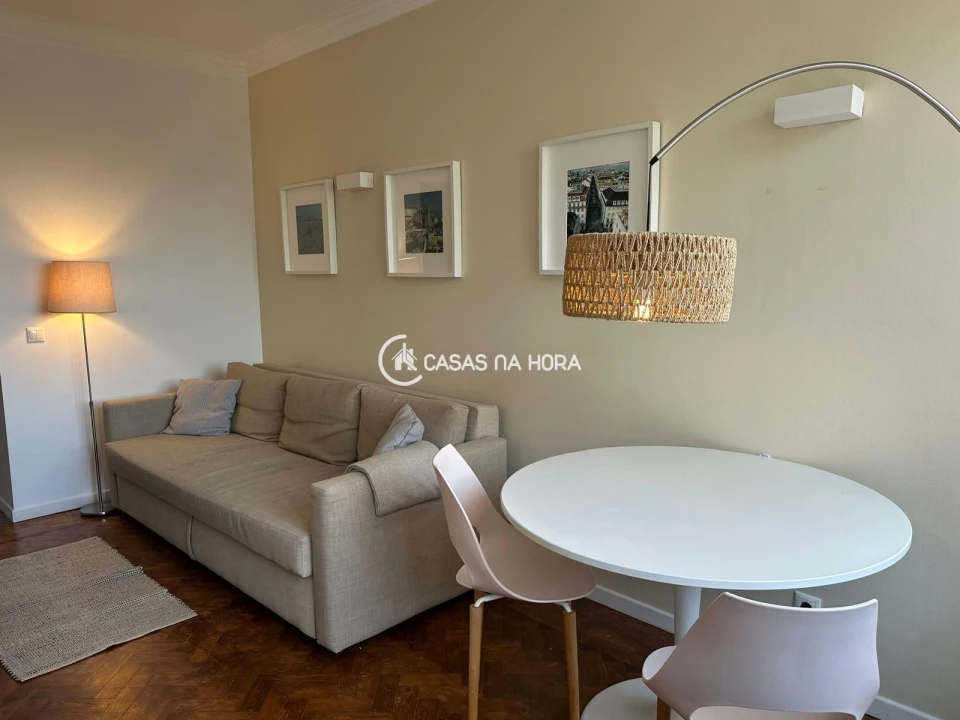 Apartamento T1 para Arrendamento em Estrela Foto 9