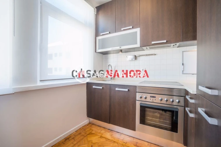 Apartamento T1 para Arrendamento em Estrela Foto 15