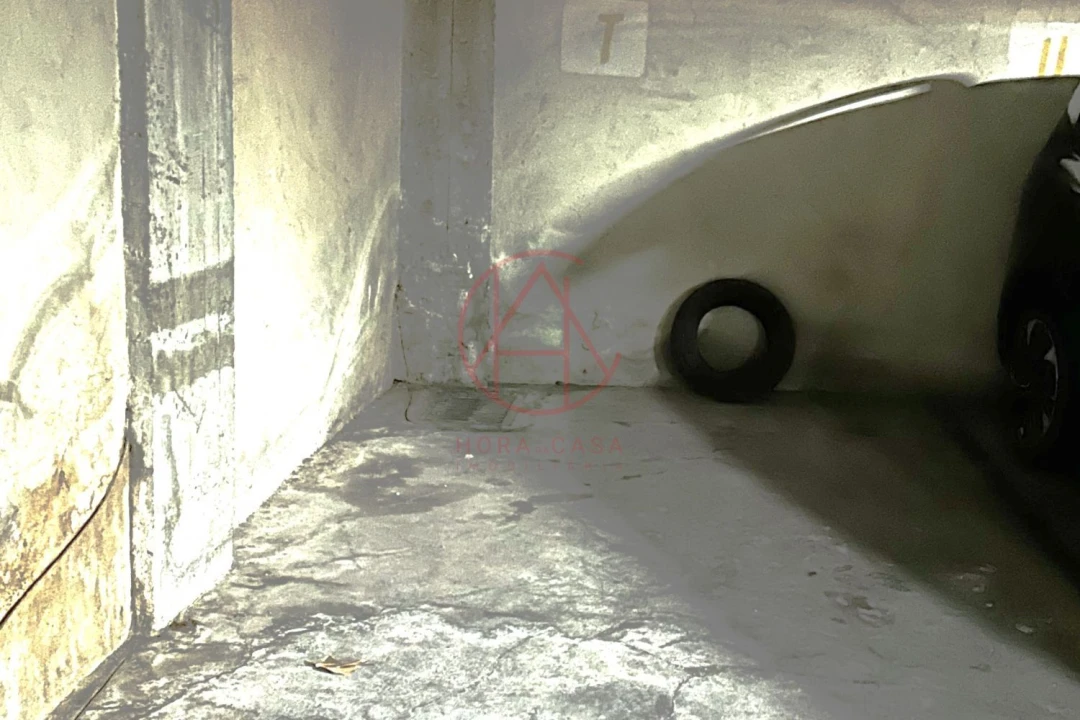 Garagem para Venda em Barreiro e Lavradio Foto 2