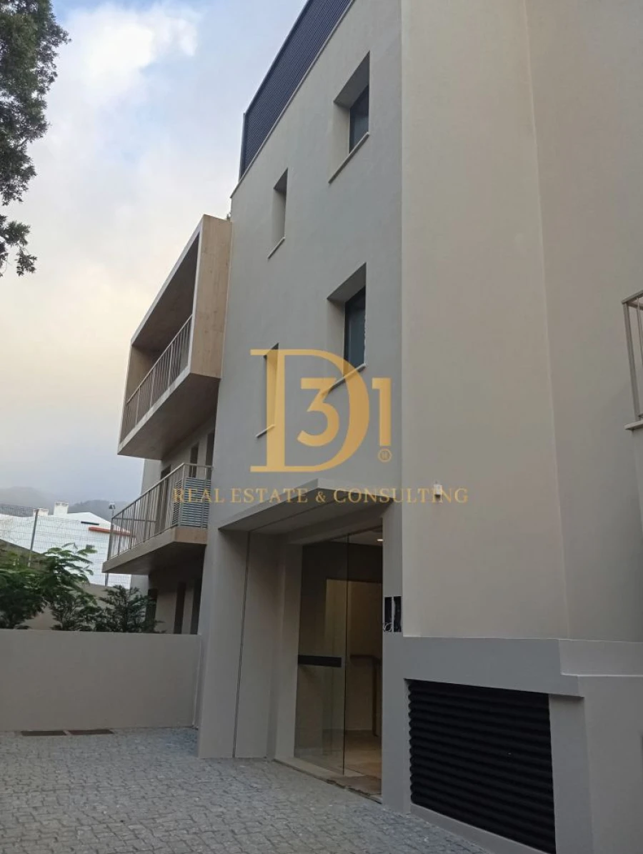 Apartamento T3 para Venda em São Martinho Foto 14