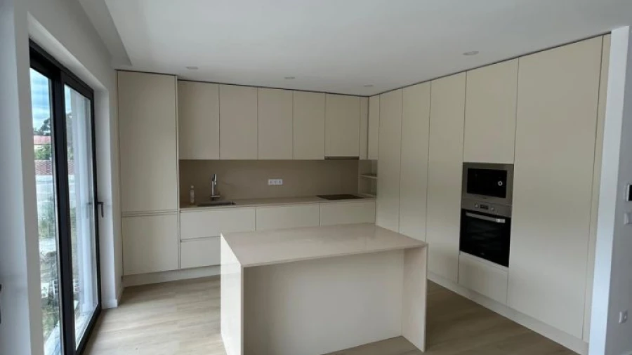 Moradia T3 para Venda em Reboreda e Nogueira