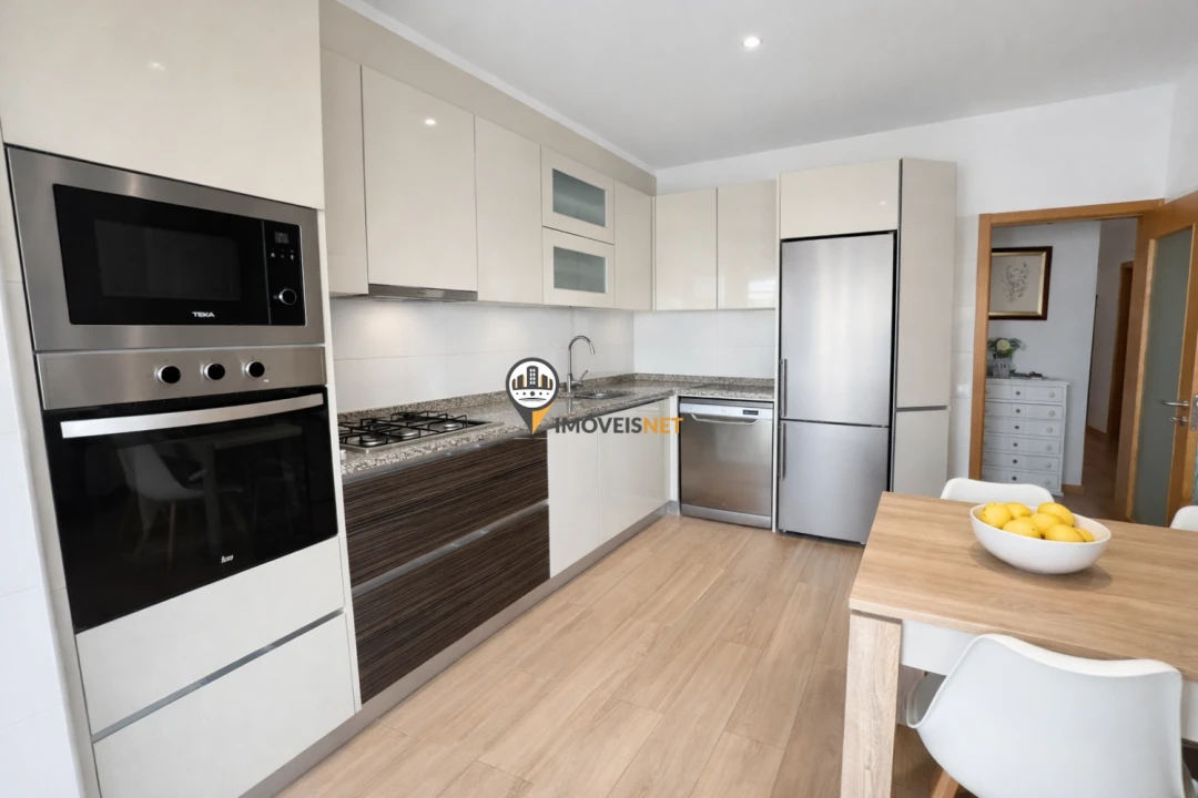 Apartamento T4 para Venda em Castelo Branco Foto 7