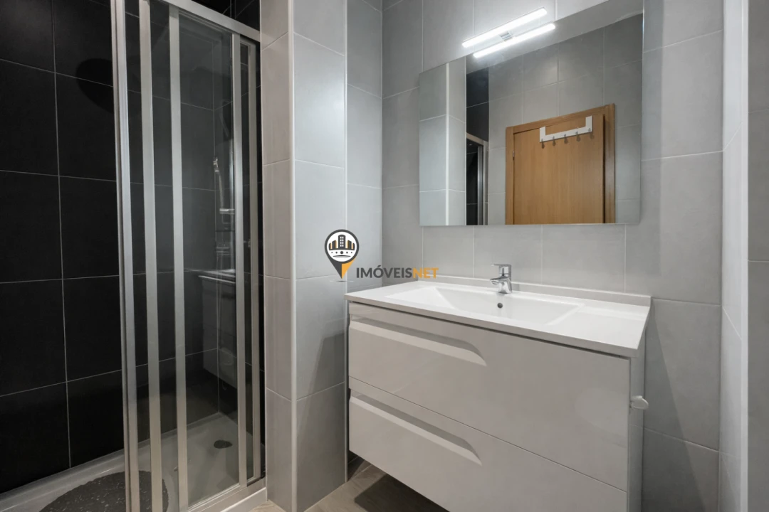 Apartamento T4 para Venda em Castelo Branco Foto 11