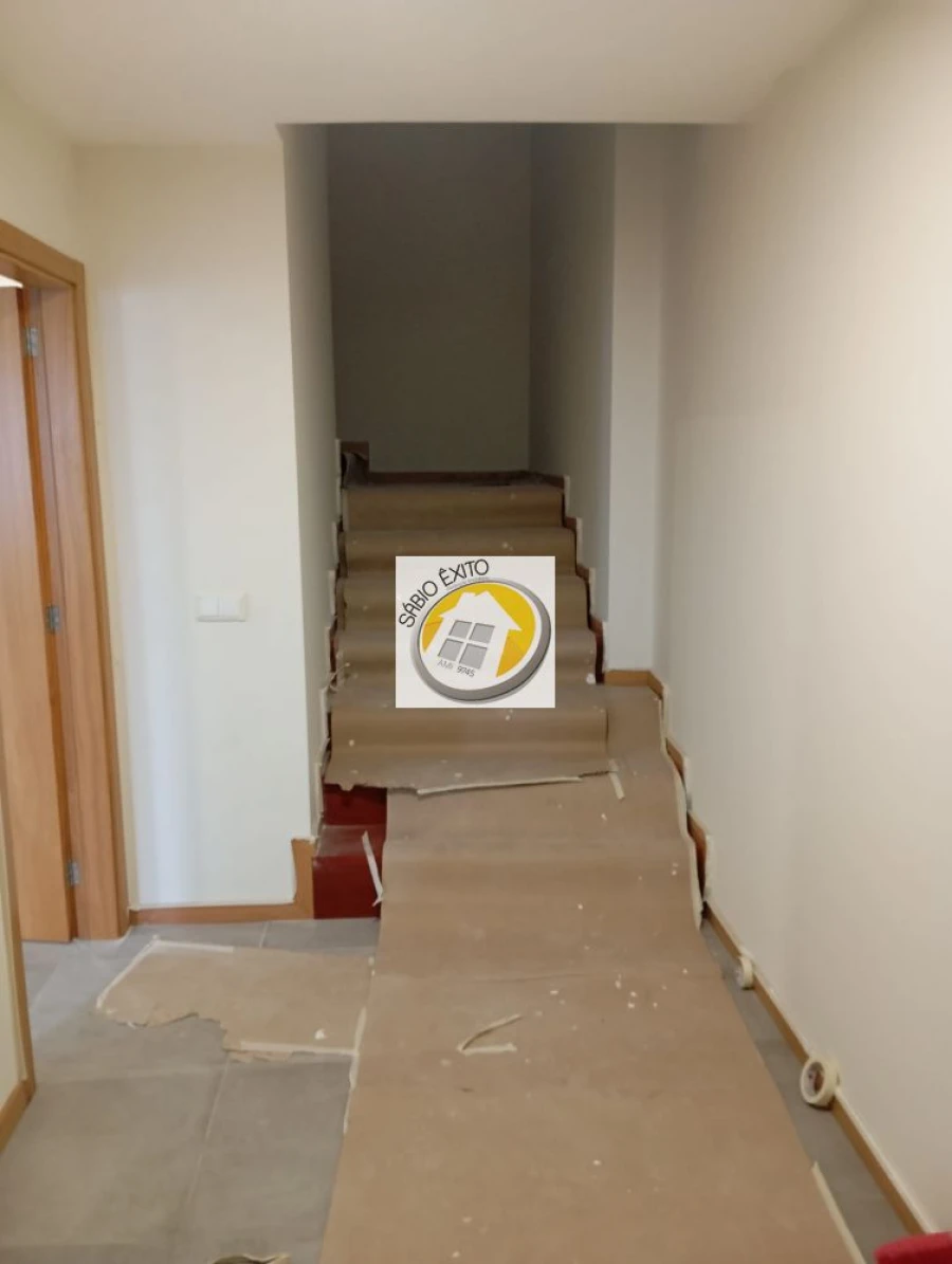 Moradia T3 para Venda em O. Azeméis, Riba-Ul, Ul, Macinhata Seixa, Madail Foto 13