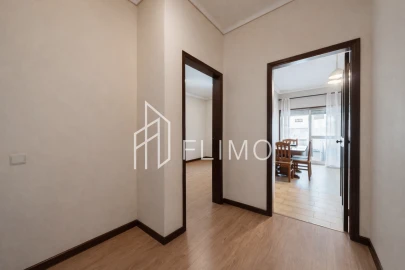 Apartamento T2 para Venda em São João da Madeira