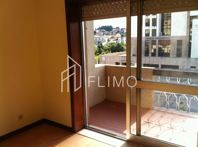 Apartamento T2 para Venda em São João da Madeira Foto 10