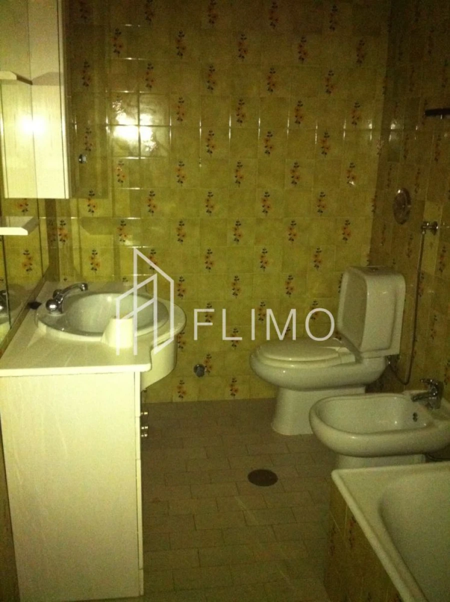 Apartamento T2 para Venda em São João da Madeira Foto 8